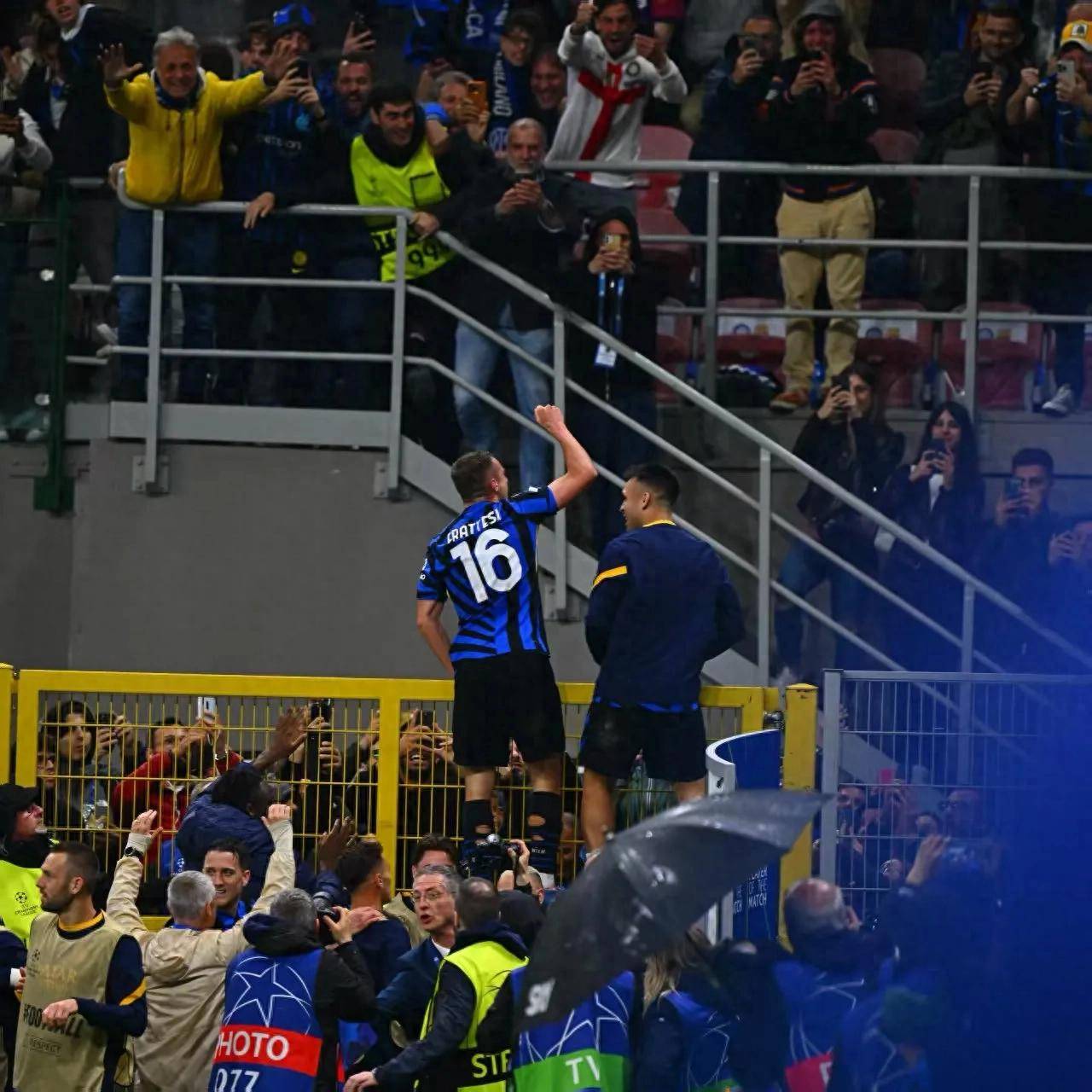 国米阵中重要进攻球员受伤退出比赛