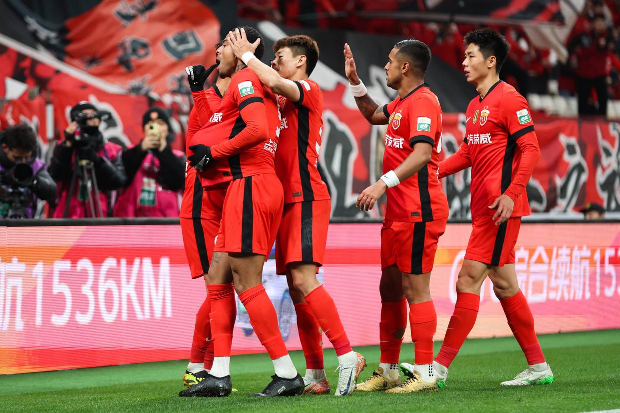 包含双双进球！中部城市强势晋级赢得掌声的词条